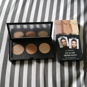 New in box Smashbox Contour Palette
